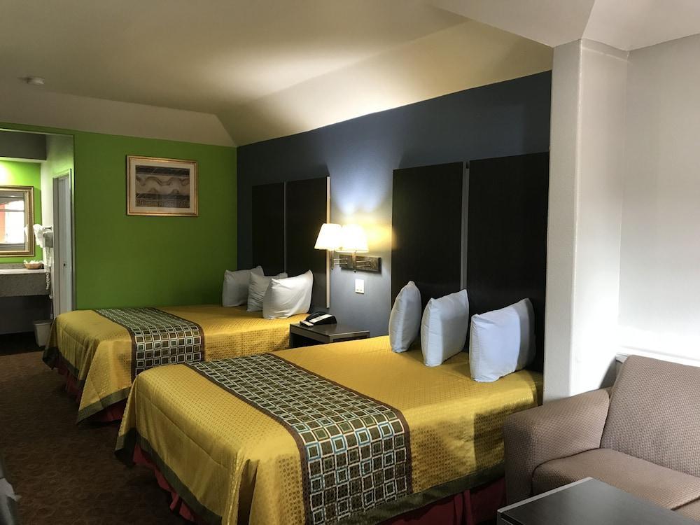 Camelot Inn And Suites Aldine Ngoại thất bức ảnh